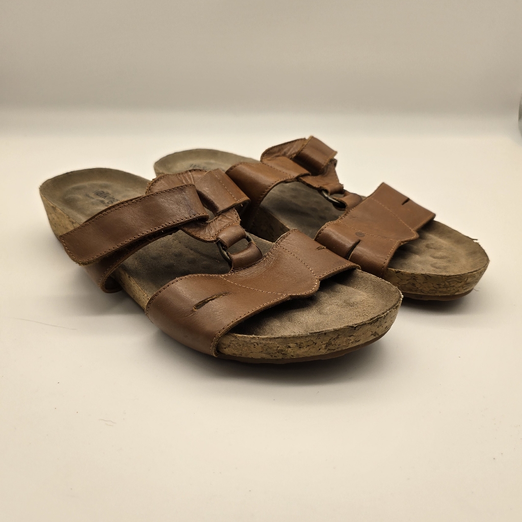 Walking Cradles Sandals